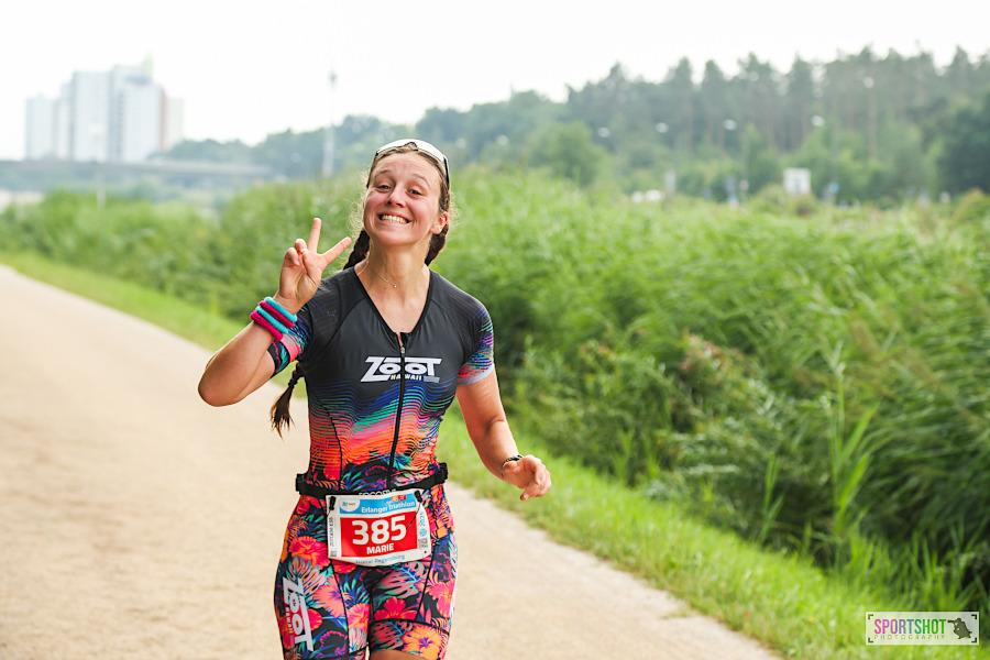 Foto: Triathletin auf der Laufstrecke