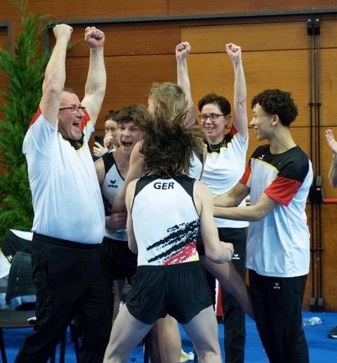 Erfolgreicher Saisonstart für unsere Trampoliner Erfolgreicher Saisonstart für unsere Trampoliner