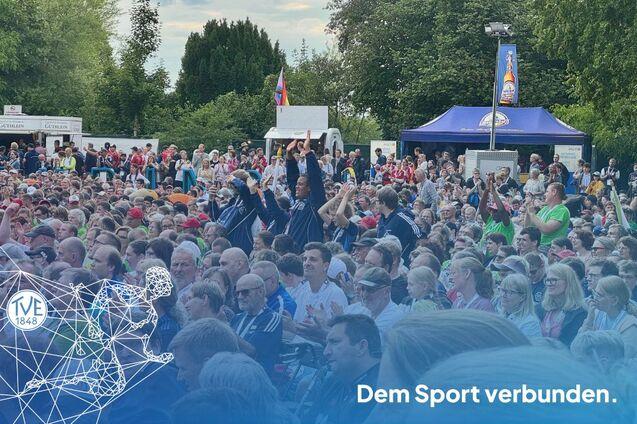 Unsere ID-Judogruppe hat sichtlich Spaß bei der Eröffnungsfeier.