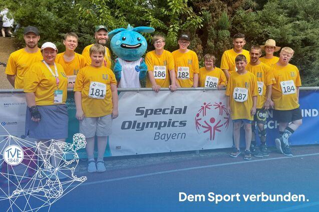 Das Turnerla unterstützt die Athletinnen und Athleten.