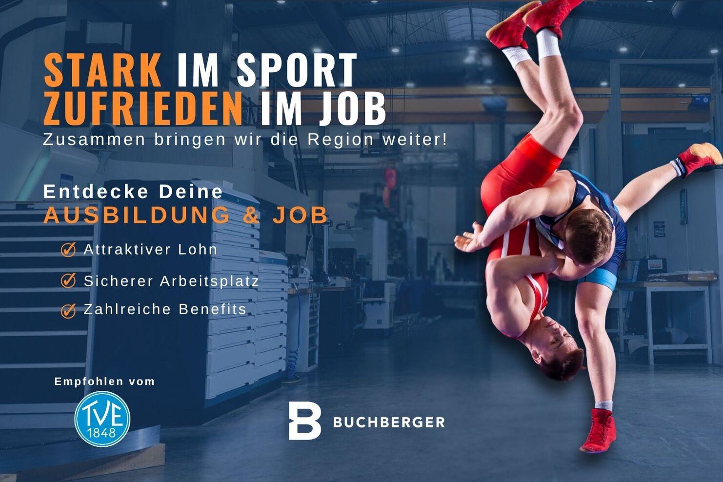 Zwei Ringer im Vordergrund, die Fertigungshalle der Buchberger GmbH im Hintergrund